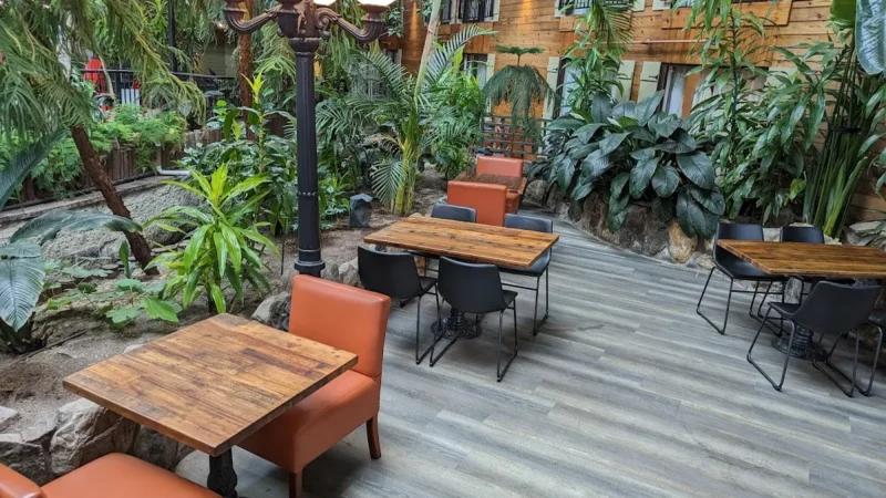 Cabana Bar + Kitchen