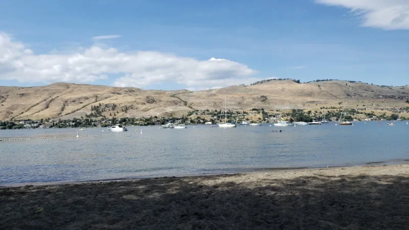 Paddlewheel Park & Beach