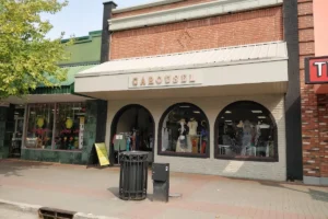 Carousel Consignments