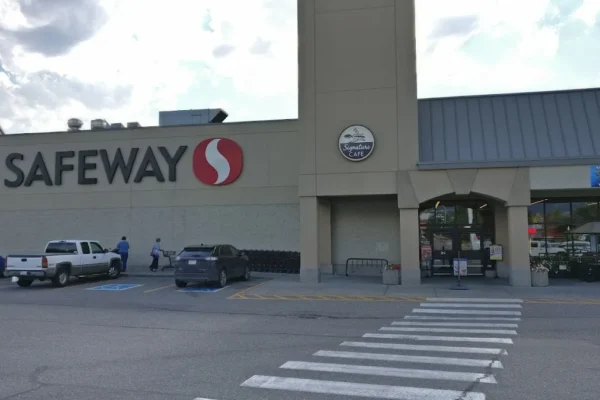 Safeway Vernon Square