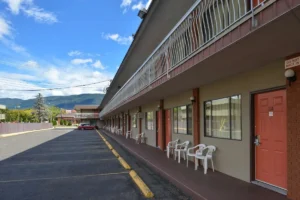 Canadas Best Value Inn & Suites Vernon