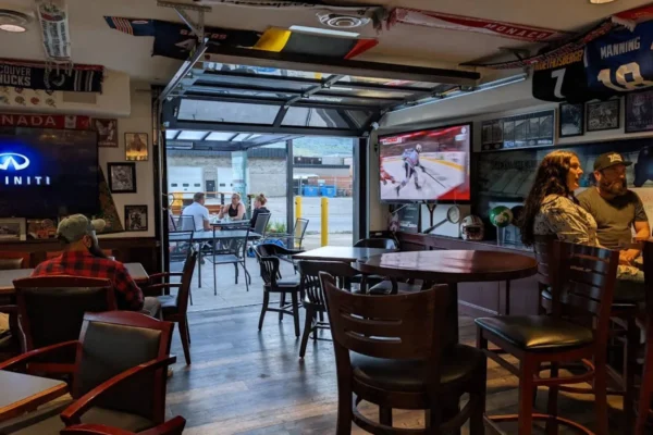 The Roster Sports Club Bar & Grill