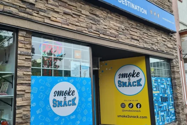 Smoke 2 Snack Vernon – Premium Vape Shop
